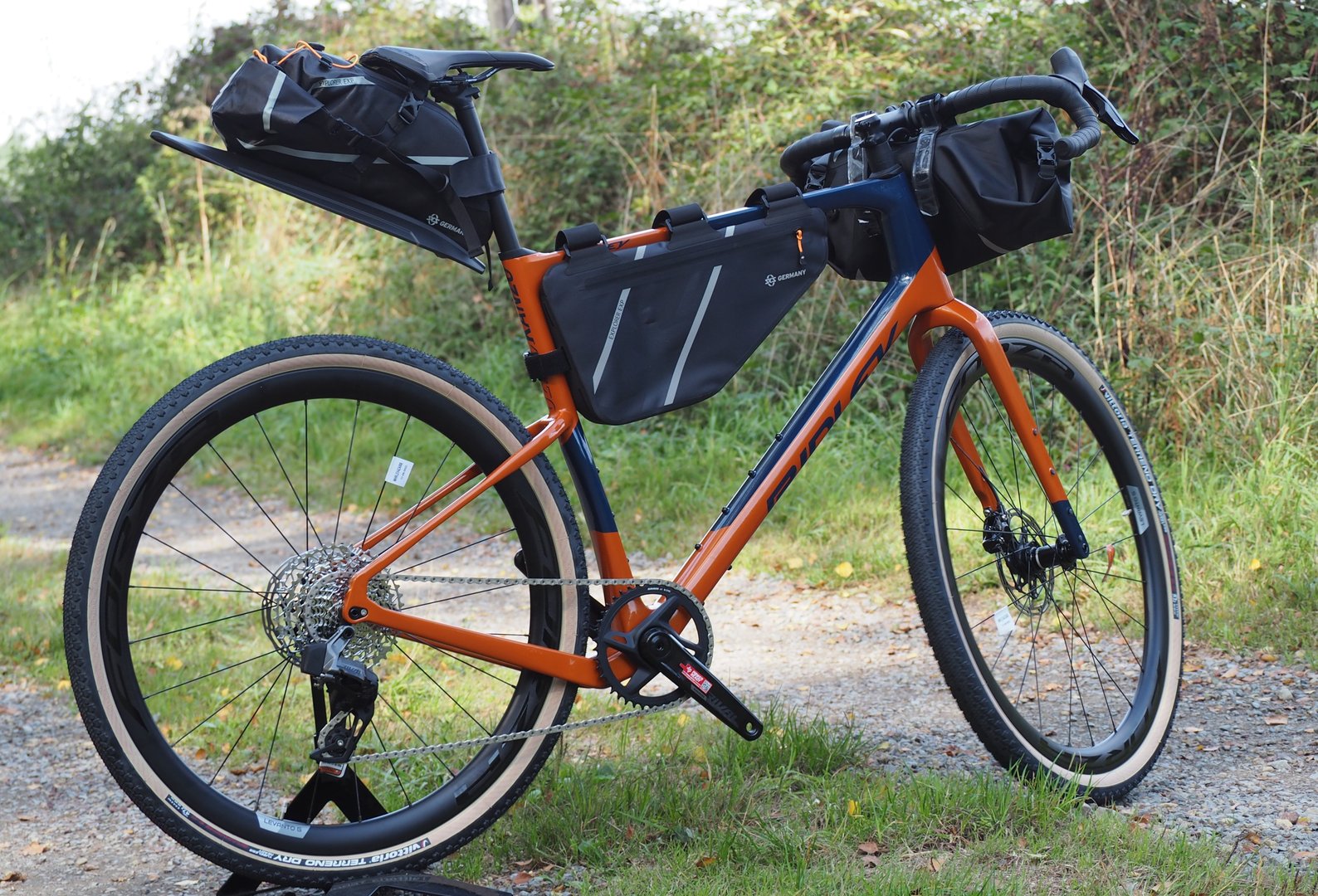 EXPLORER SADDLEBAG